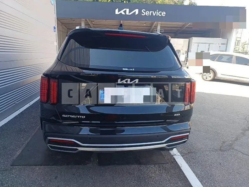 Photo 2 of 59: 2023 Kia Sorento 4WD — Korean insurance auction
