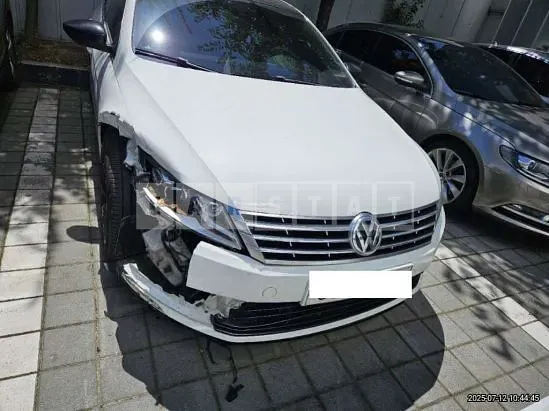 Photo 2 of 12: 2015 Volkswagen CC 2.0 TSI — Korean insurance auction
