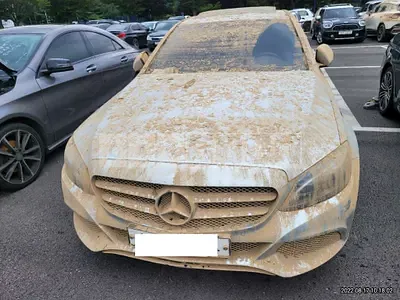 Photo 1 of 11: 2017 Mercedes-Benz C 200d, VIN WDDWF3HB1HR251817 — Korean insurance auction
