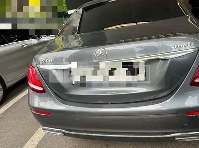 Photo 1 of 23: 2019 Mercedes-Benz E220 d, VIN WDDZF0EB7KA637888 — Korean insurance auction
