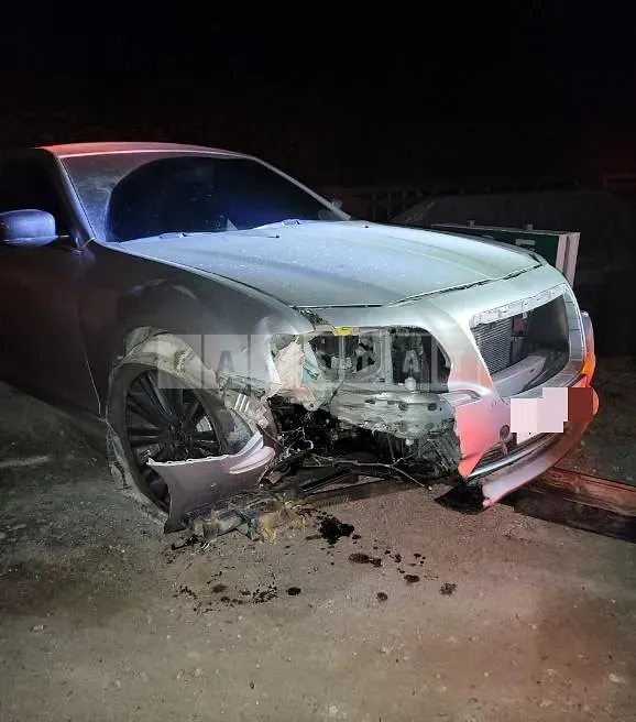 Photo 2 of 6: 2014 Mercedes-Benz Chrysler 300C — Korean insurance auction