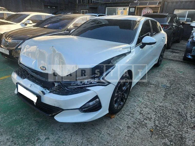 Photo 2 of 40: 2021 Kia K5, VIN KNAG2412BMA110509 — Korean insurance auction