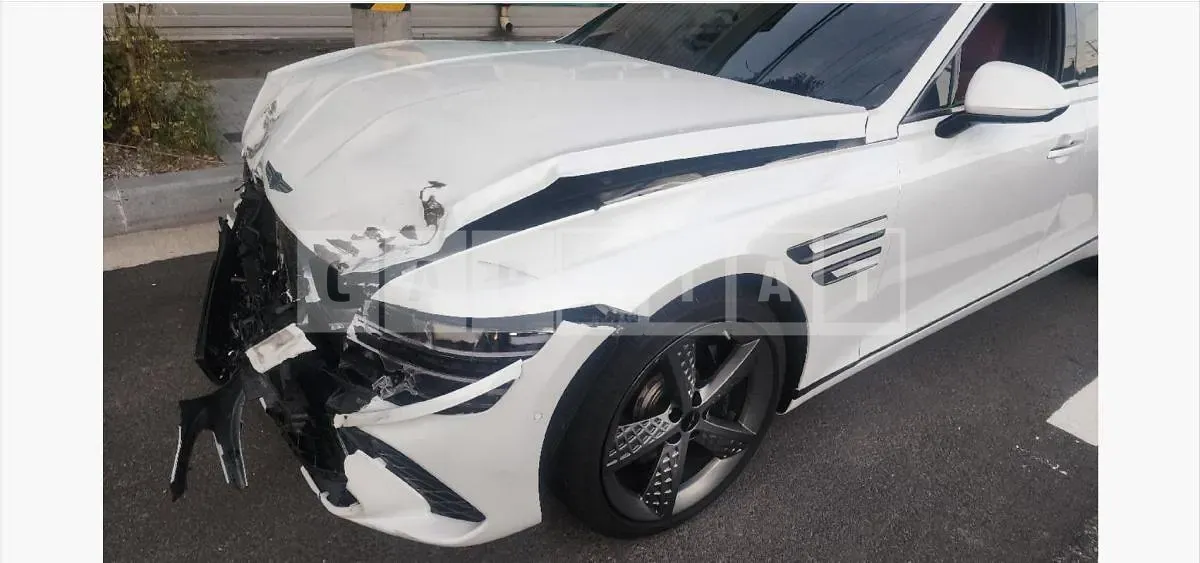 Photo 2 of 18: 2025 Genesis G80 2.5T — Korean insurance auction