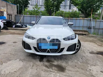 Photo 1 of 20: 2022 BMW i4 eDrive40, VIN WBY71AW06NFM61876 — Korean insurance auction