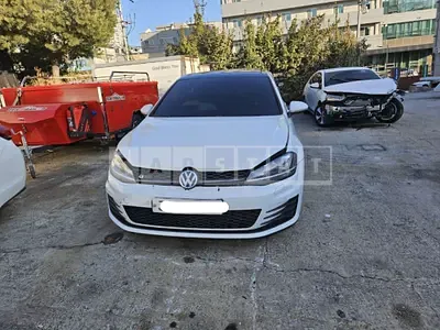 Photo 1 of 22: 2015 Volkswagen Golf GTD, VIN WVWZZZAUZFW054930 — Korean insurance auction