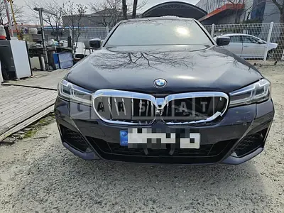 Photo 1 of 24: 2021 BMW 530e — Korean insurance auction