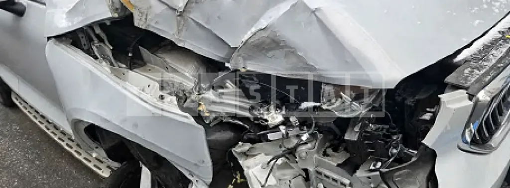 Photo 2 of 18: 2022 Volvo XC40 B4 AWD — Korean insurance auction