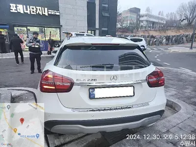 Photo 1 of 8: 2017 Mercedes-Benz GLA220 — Korean insurance auction