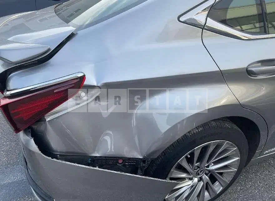 Photo 2 of 22: 2021 Lexus ES300h — Korean insurance auction