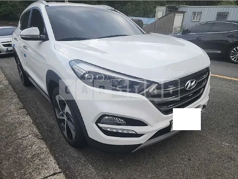 Photo 2 of 12: 2018 Hyundai Tucson — Korean insurance auction