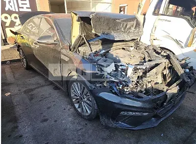 Photo 1 of 6: 2019 Kia K5, VIN KNAGU411BKA265258 — Korean insurance auction