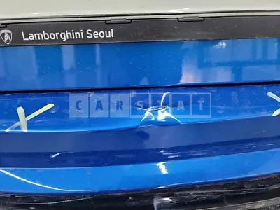 2021 (Parts) Lamborghini Urus bumper cover