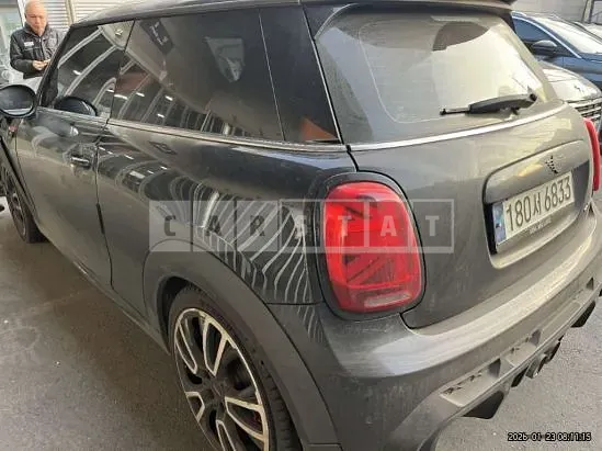Photo 2 of 14: 2022 MINI John Cooper Works, VIN WMW81DH05N2R44915 — Korean insurance auction
