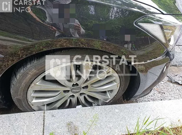 Photo 2 of 23: 2019 Genesis G80 3.3, VIN KMHGM41DDKU307950 — Korean insurance auction