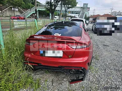 Photo 1 of 11: 2020 Kia Stinger AWD — Korean insurance auction