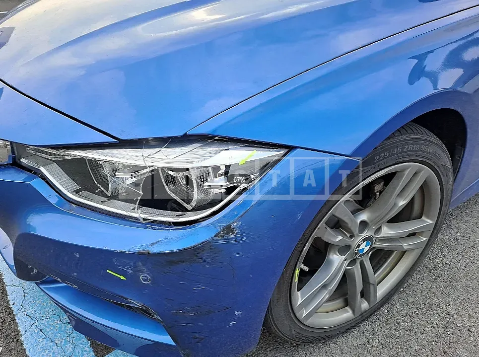 Photo 2 of 4: 2017 BMW 320d — Korean insurance auction