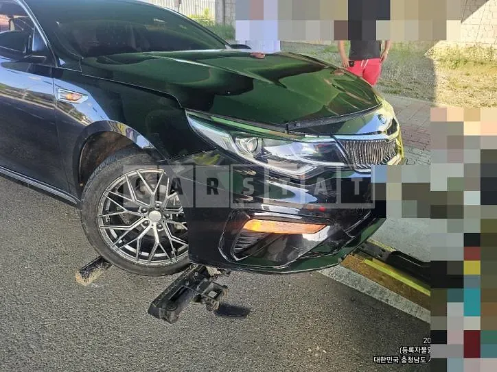 Photo 2 of 19: 2018 Kia K5 2.0 — Korean insurance auction