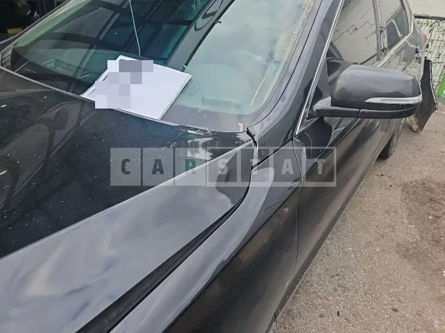Photo 2 of 11: 2015 Genesis Dh 3.3 — Korean insurance auction