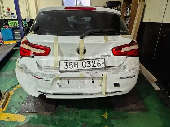 Photo 2 of 18: 2016 BMW 118d — Korean insurance auction