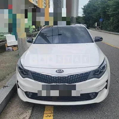 Photo 1 of 16: 2017 Kia K5 — Korean insurance auction