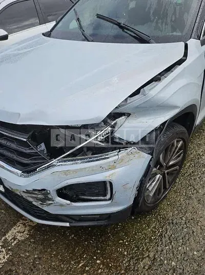 Photo 1 of 18: 2022 Volkswagen T-Roc 2.0 TDI — Korean insurance auction