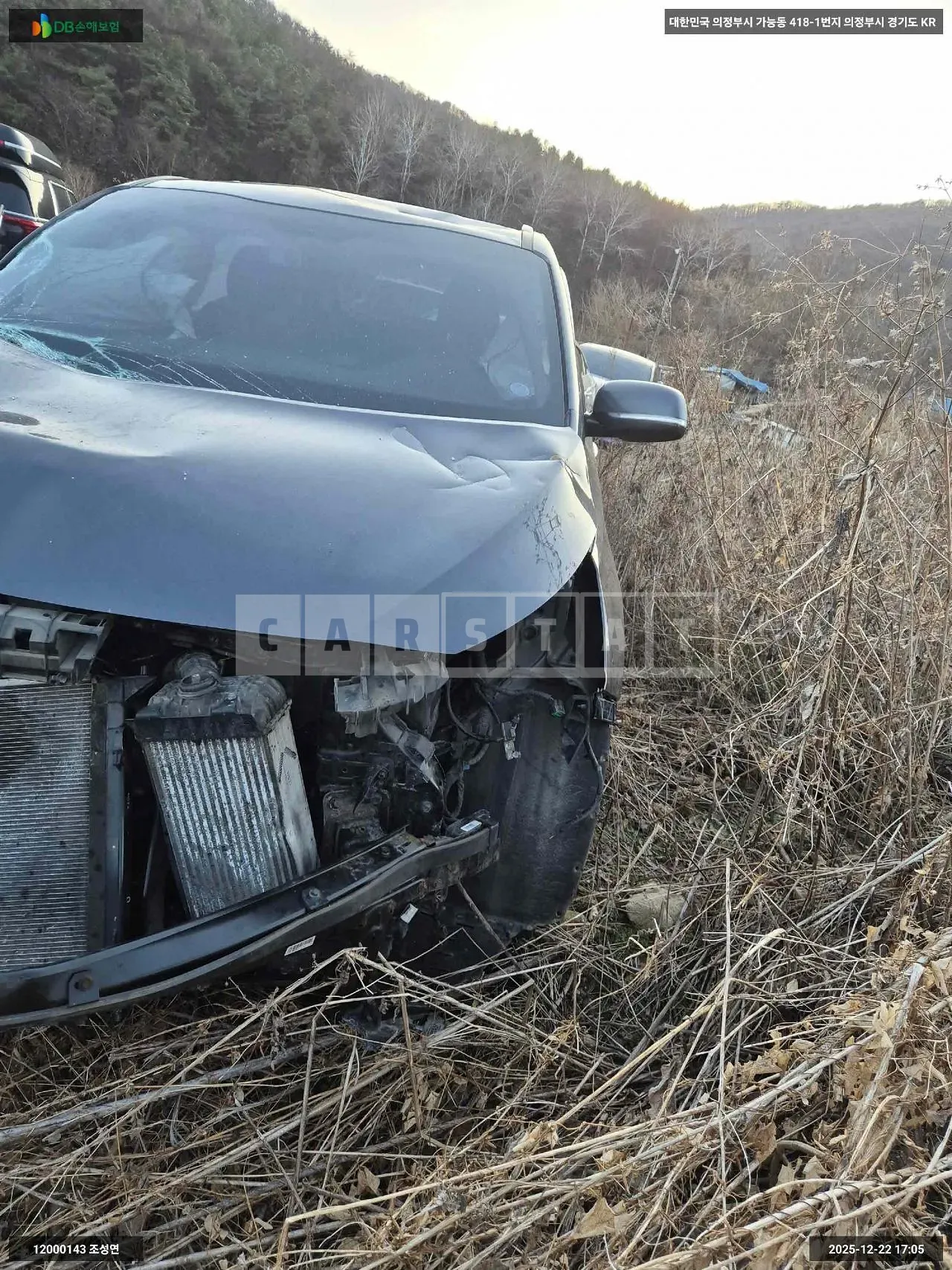 Photo 2 of 11: 2017 Kia Carnival, VIN KNHMF37ABJS385447 — Korean insurance auction