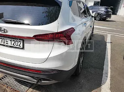 Photo 1 of 16: 2021 Hyundai Santa Fe, VIN KMHS381LGMU410069 — Korean insurance auction