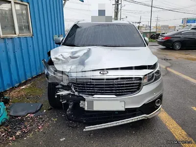 Photo 1 of 29: 2015 Kia Carnivals, VIN KNAMB81ABGS105418 — Korean insurance auction