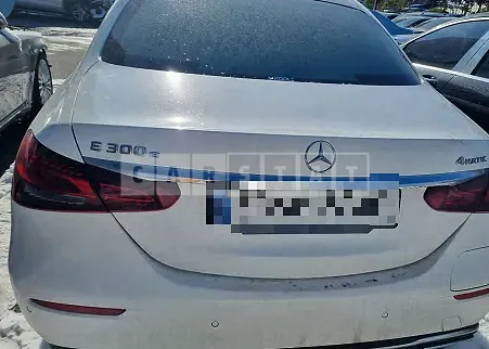 Photo 2 of 19: 2021 Mercedes-Benz E300 e 4Matic, VIN W1KZF5EB7MA890936 — Korean insurance auction