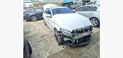 Photo 1 of 7: 2020 Mercedes-Benz C200 — Korean insurance auction