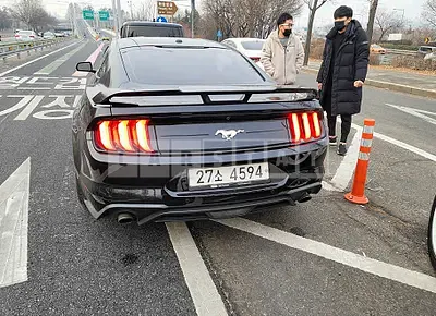 Photo 1 of 21: 2018 Ford Mustang 2.3 Coupe, VIN 1FA6P8TH1J5170013 — Korean insurance auction