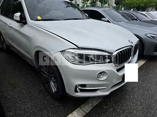 Photo 2 of 12: 2017 BMW X5 xDrive 30d — Korean insurance auction