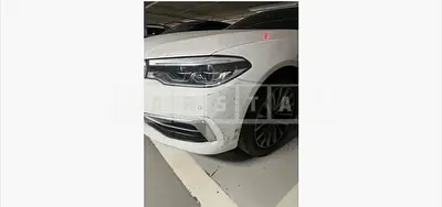 2019 (Parts) BMW 520d light