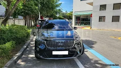 Photo 1 of 9: 2019 Kia Sorento, VIN KNAPH81BDKA510942 — Korean insurance auction
