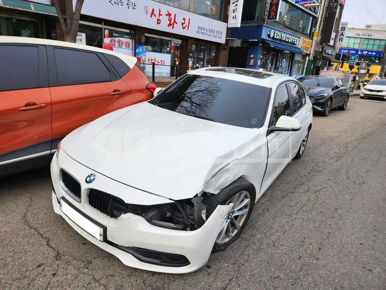 Photo 2 of 11: 2017 BMW 320d, VIN WBA8C5108JA074409 — Korean insurance auction