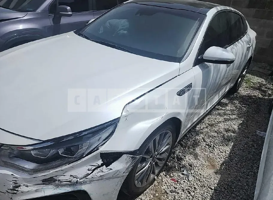 Photo 2 of 15: 2019 Kia K5 — Korean insurance auction