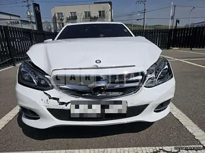 Photo 1 of 18: 2015 Mercedes-Benz E220 BlueTec — Korean insurance auction
