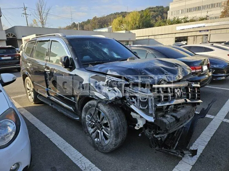 Photo 2 of 11: 2020 Kia Mojave, VIN KNAKN814DMA209485 — Korean insurance auction