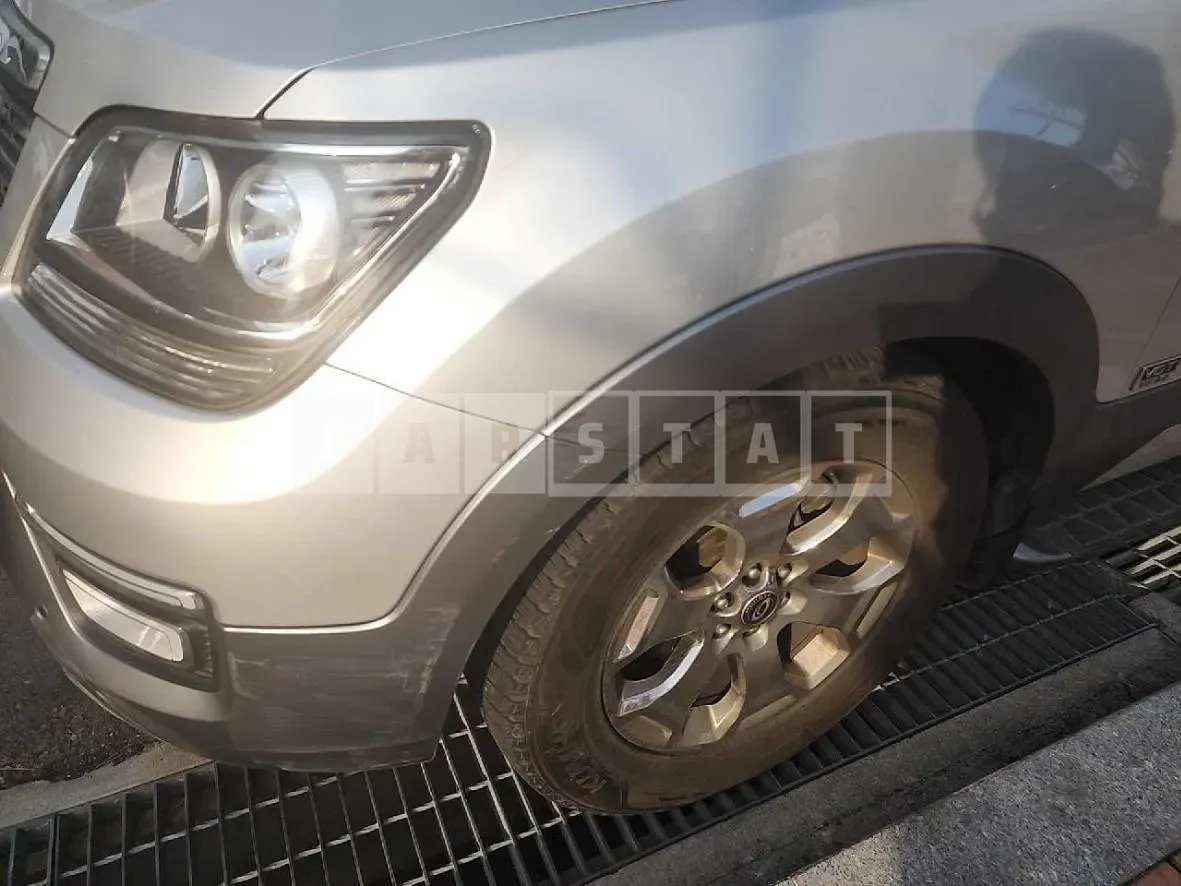 Photo 2 of 54: 2018 Kia Mojave 3.0 (4WD), VIN KNAKM814DJA187550 — Korean insurance auction