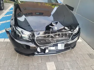 Photo 1 of 27: 2019 Mercedes-Benz E 300 — Korean insurance auction