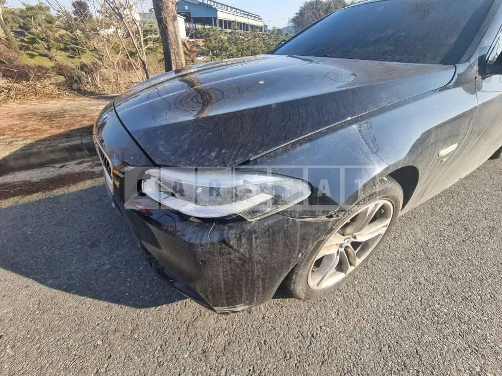 Photo 2 of 15: 2016 BMW 520d xDrive, VIN WBA5E7106GG564068 — Korean insurance auction