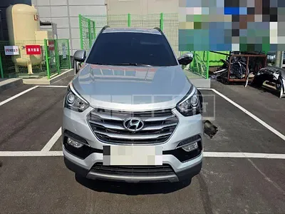 Photo 1 of 46: 2018 Hyundai Santa Fe DM — Korean insurance auction