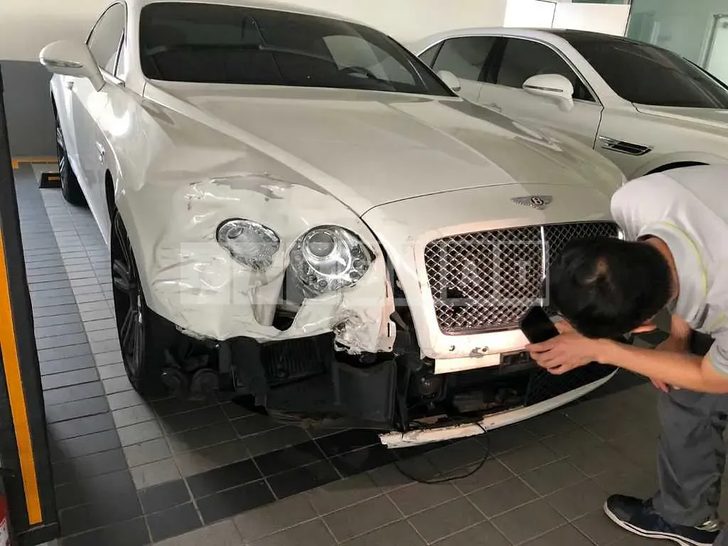 Photo 2 of 28: 2016 Bentley Continental GT V8 — Korean insurance auction