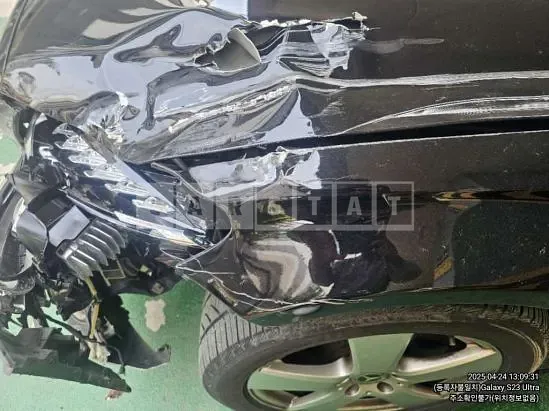 Photo 2 of 10: 2018 Mercedes-Benz C 200d — Korean insurance auction