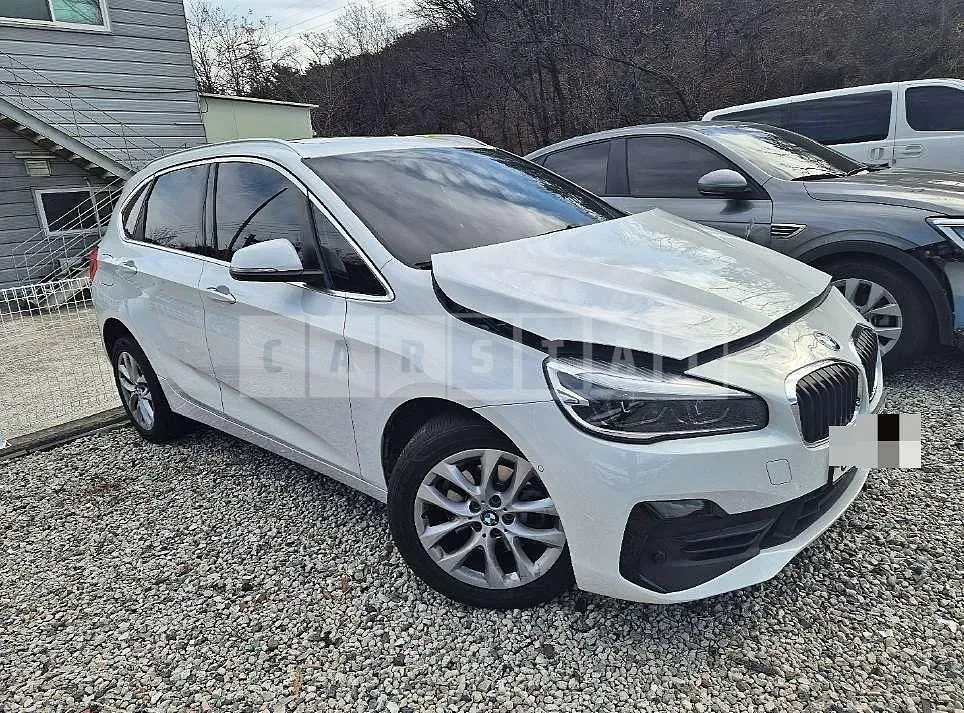 Photo 2 of 10: 2019 BMW Active Tourer Joy — Korean insurance auction