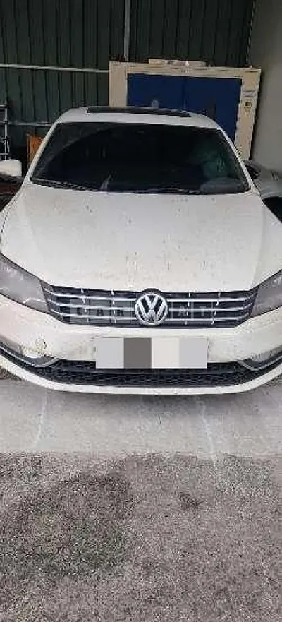 Photo 1 of 16: 2015 Volkswagen Passat 2.0 TDI, VIN 1VWZZZA3ZFC093347 — Korean insurance auction