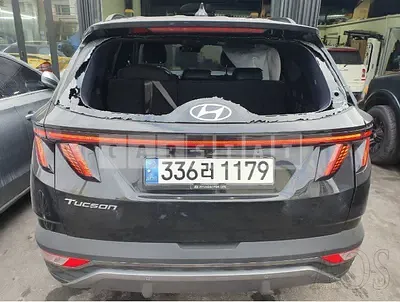 Photo 1 of 20: 2021 Hyundai Tucson, VIN KMHJE811BMU005793 — Korean insurance auction