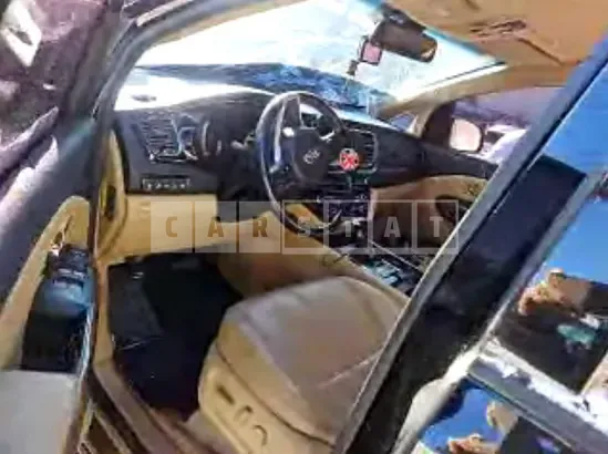 Photo 2 of 12: 2018 Kia Carnival High Limousine — Korean insurance auction