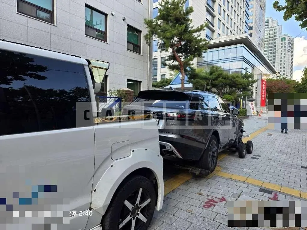 Photo 2 of 85: 2020 Land Rover Range Rover Bella D300 — Korean insurance auction