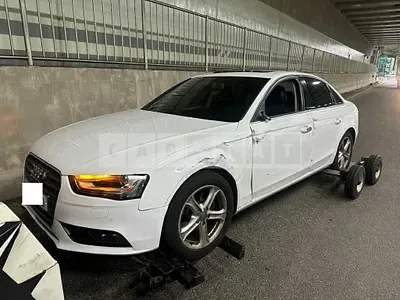 Photo 1 of 13: 2015 Audi A4 35 TDI quattro — Korean insurance auction